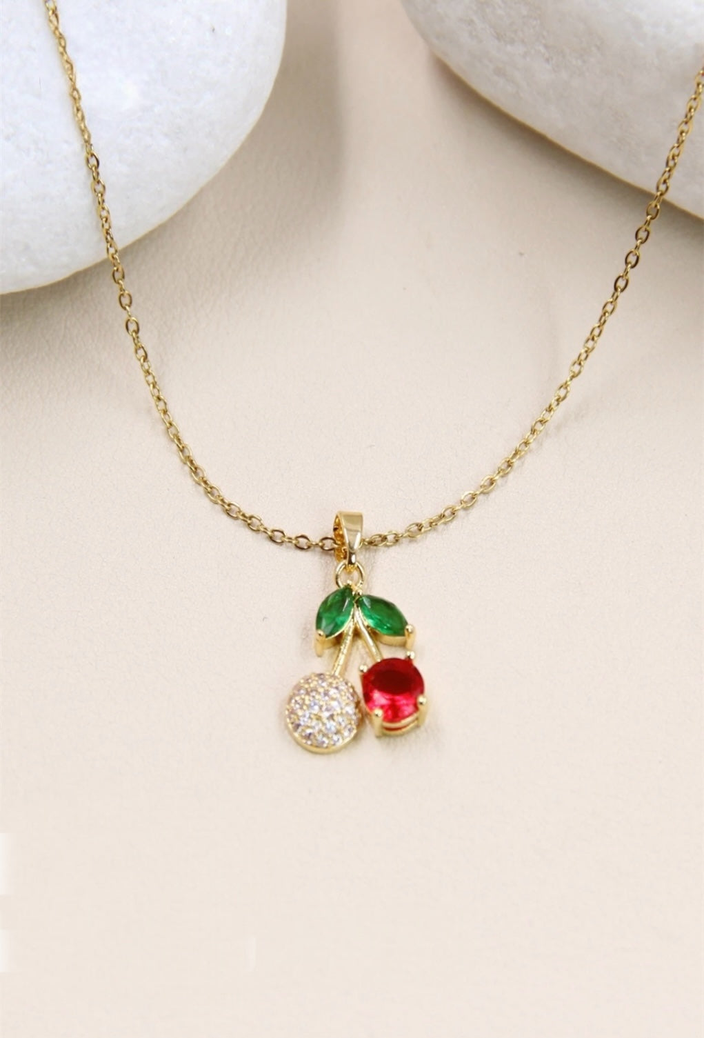 Collier CERISE