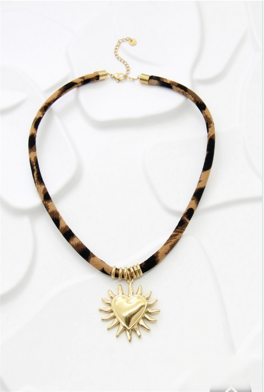 Collier JAG