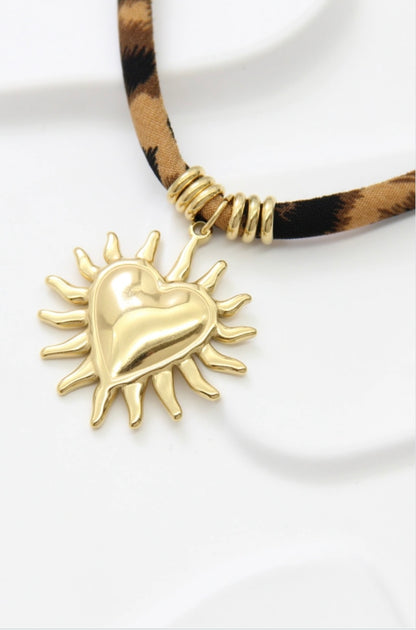 Collier JAG